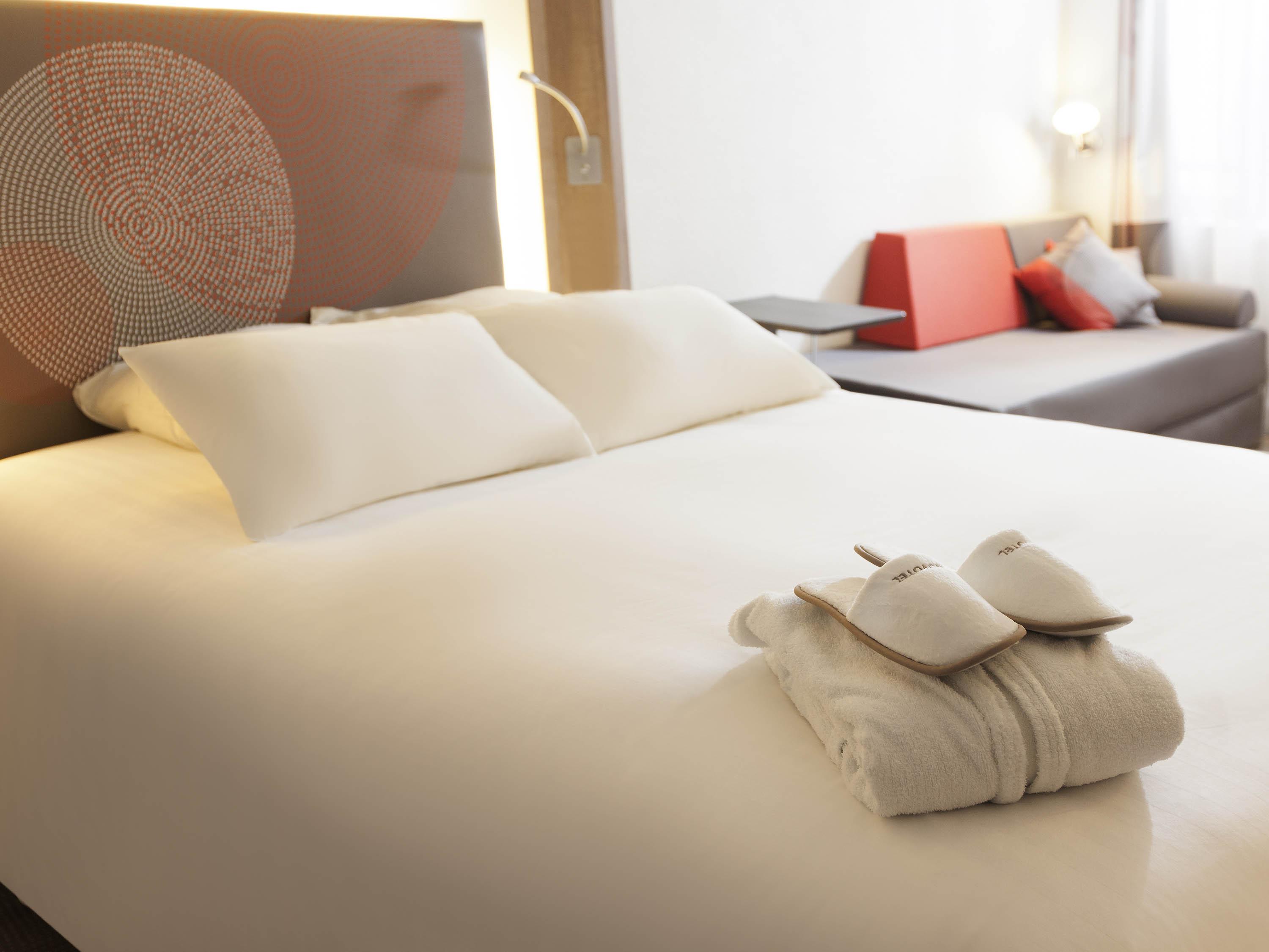 โนโวเทล ลีลแอโรปอร์ Hotel เลส์แก็ง ภายนอก รูปภาพ