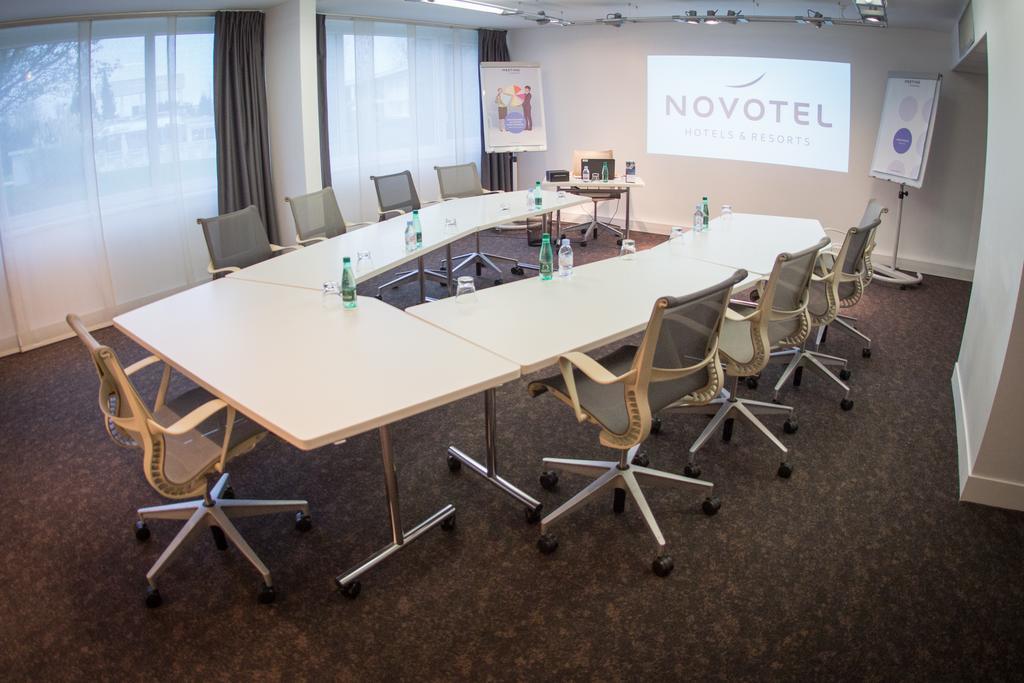 โนโวเทล ลีลแอโรปอร์ Hotel เลส์แก็ง ภายนอก รูปภาพ